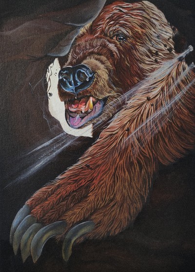 Медведь роет нору 
