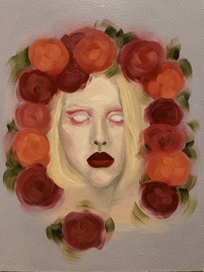 Портрет в окружении цветов