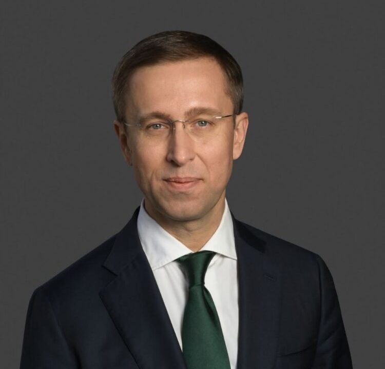 Прем’єр-міністр України: хто очолює уряд сьогодні